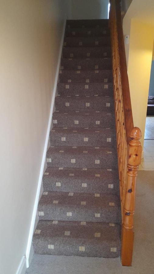 Hawthorn Walk Villa Килкени Екстериор снимка